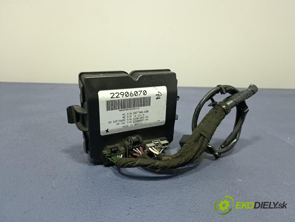 Opel Insignia 2013 riadiaca jednotka 22906070
