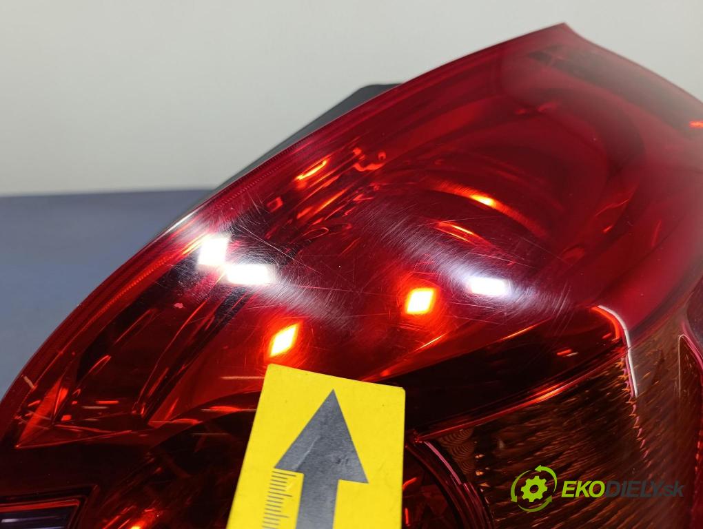 Kia Proceed 2009 svetlo / reflektor zad Prava: Vonkajsia: 92402-1H5