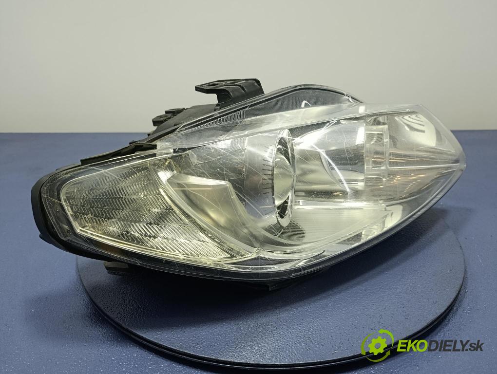 Seat Exeo 2010 Reflektor: v pravo: 3R1941008E