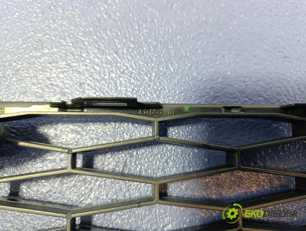 Seat Exeo 2010 nárazník Predné 3R0853667