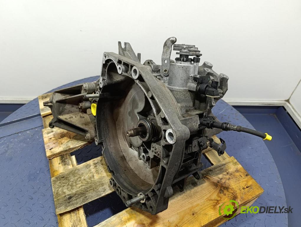 Opel Insignia 2013 prevodovka Manualna M32