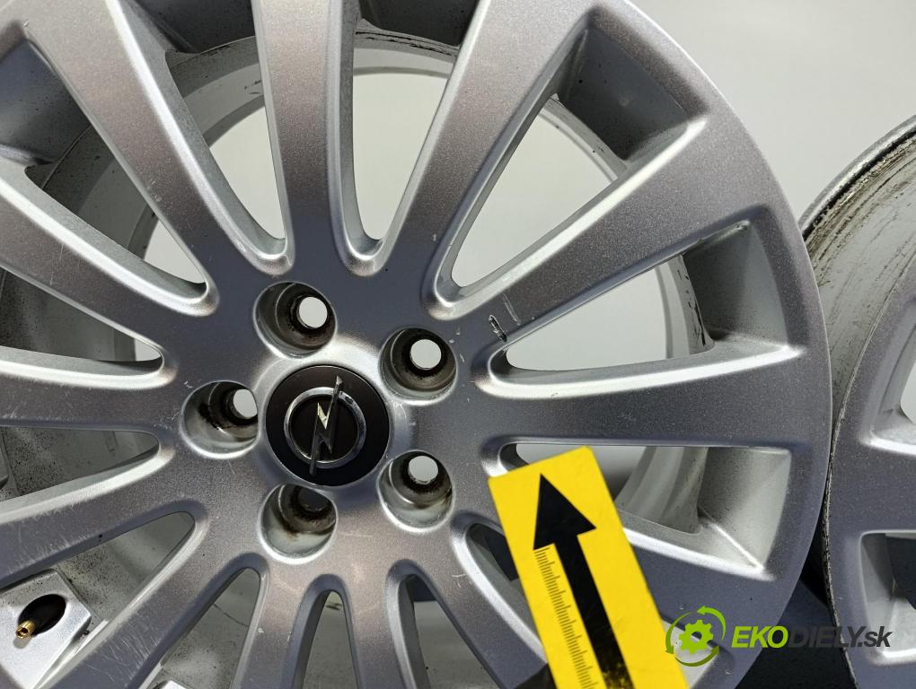 Opel Insignia 2013 Ráfiky: Hlinikové: 13235012