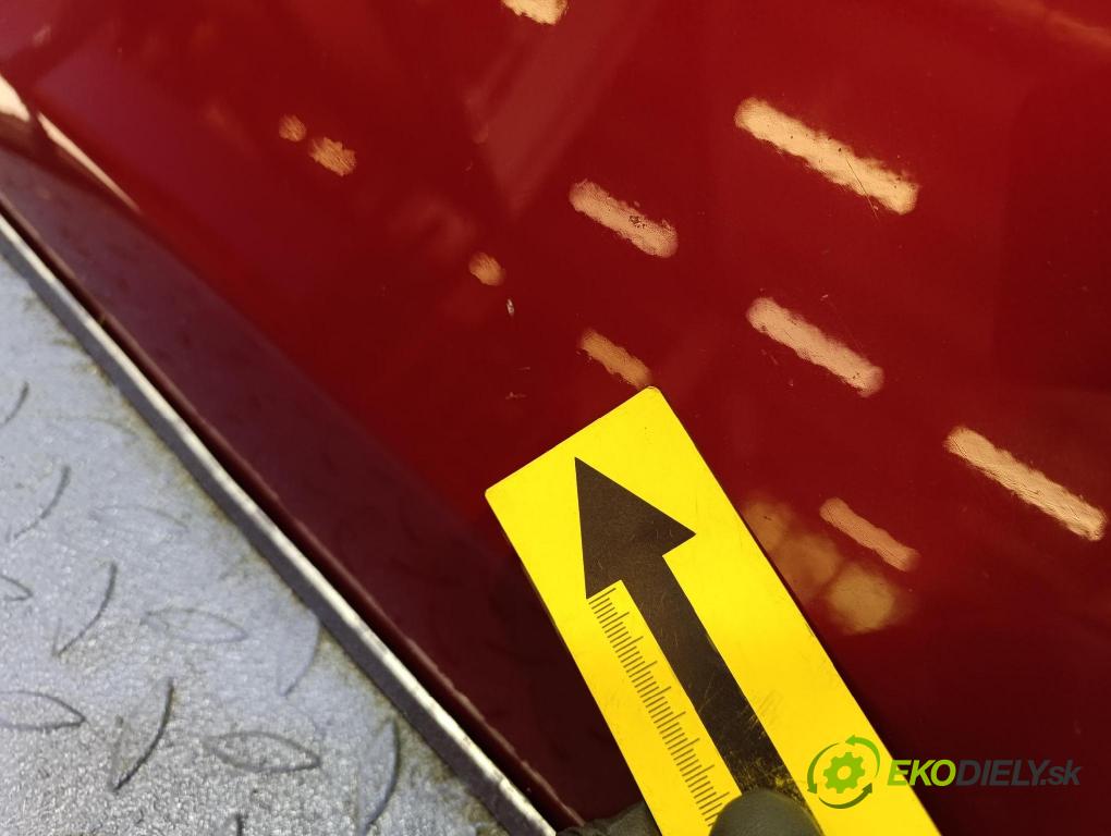 Fiat Bravo 2013 dvere zad Vľavo: