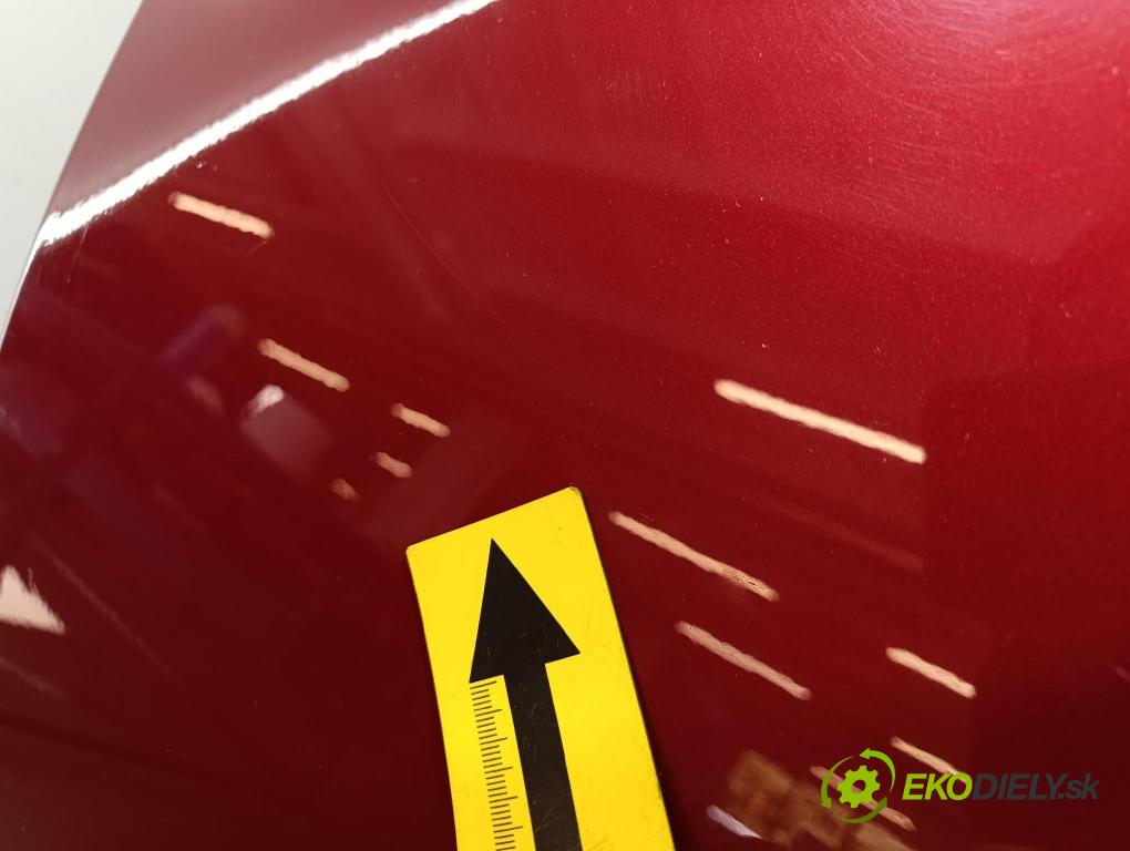 Fiat Bravo 2013 dvere zad Vľavo: