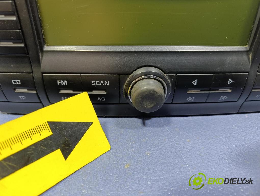 Skoda Octavia 2007 Radio I Navigácia: 1Z0035161C