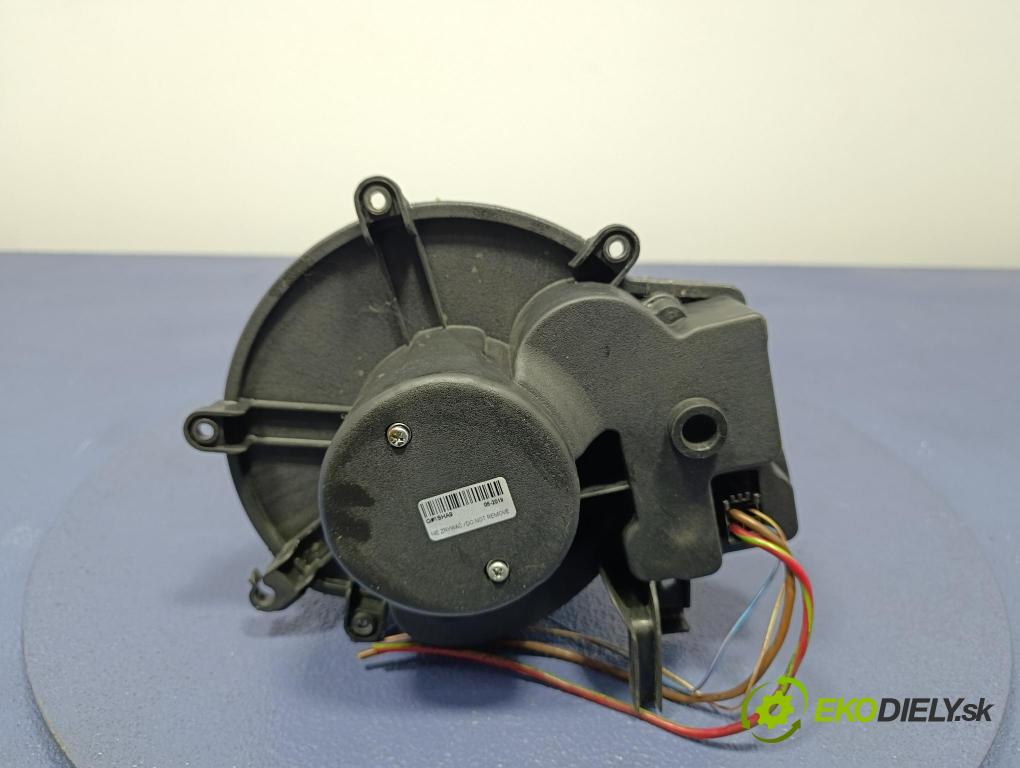 Mercedes C-klasa 2004 ventilátor Vzduch: