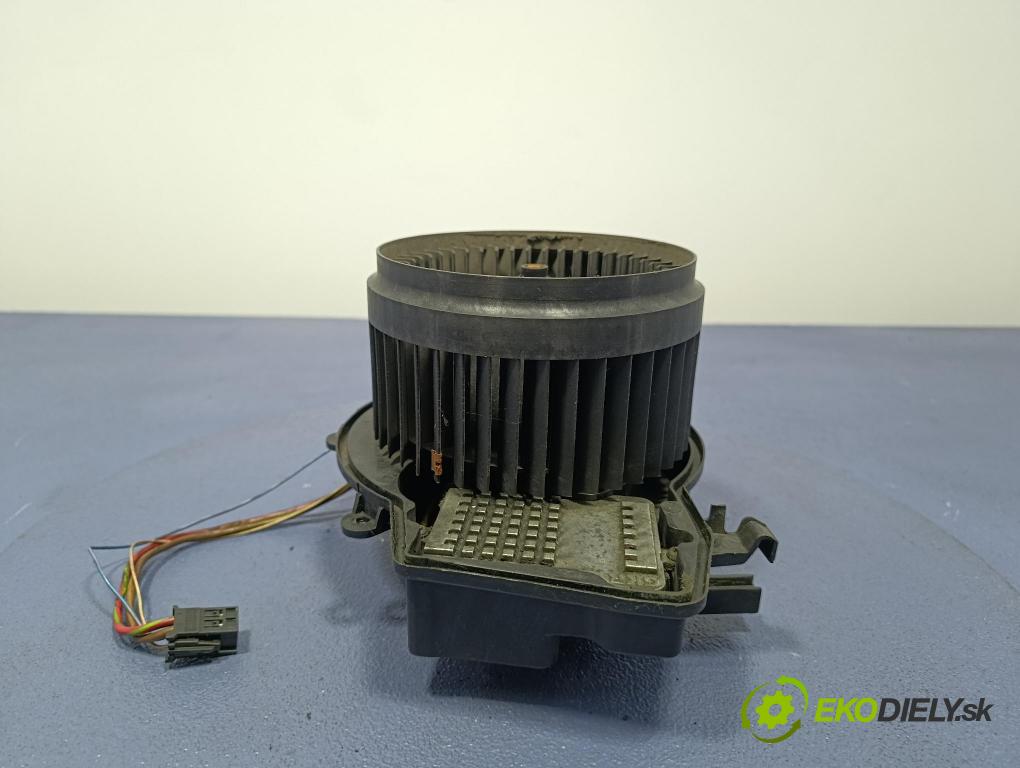 Mercedes C-klasa 2004 ventilátor Vzduch: