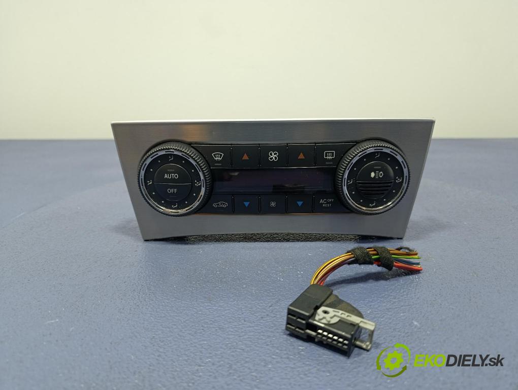 Mercedes C-klasa 2004 prepínač Klimatizácia: Prúd vzduchu: A2038301985