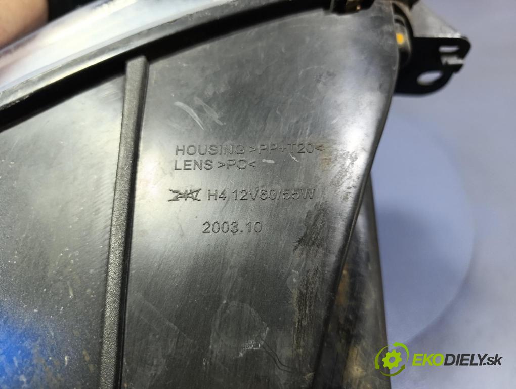 Ford Fiesta 2003 Reflektor: v pravo: