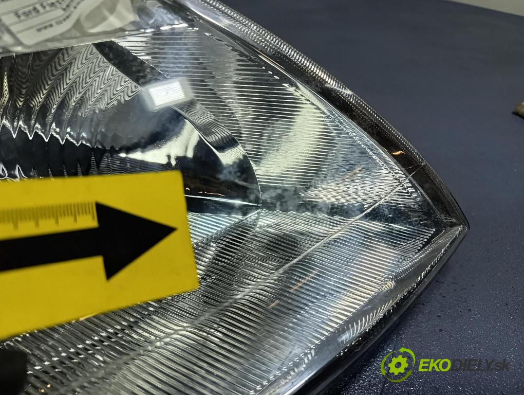 Ford Fiesta 2003 Reflektor: v pravo: