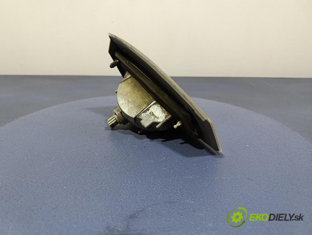 Subaru Impreza 2008 svetlo / reflektor zad Prava: Vnútri: 132-20024