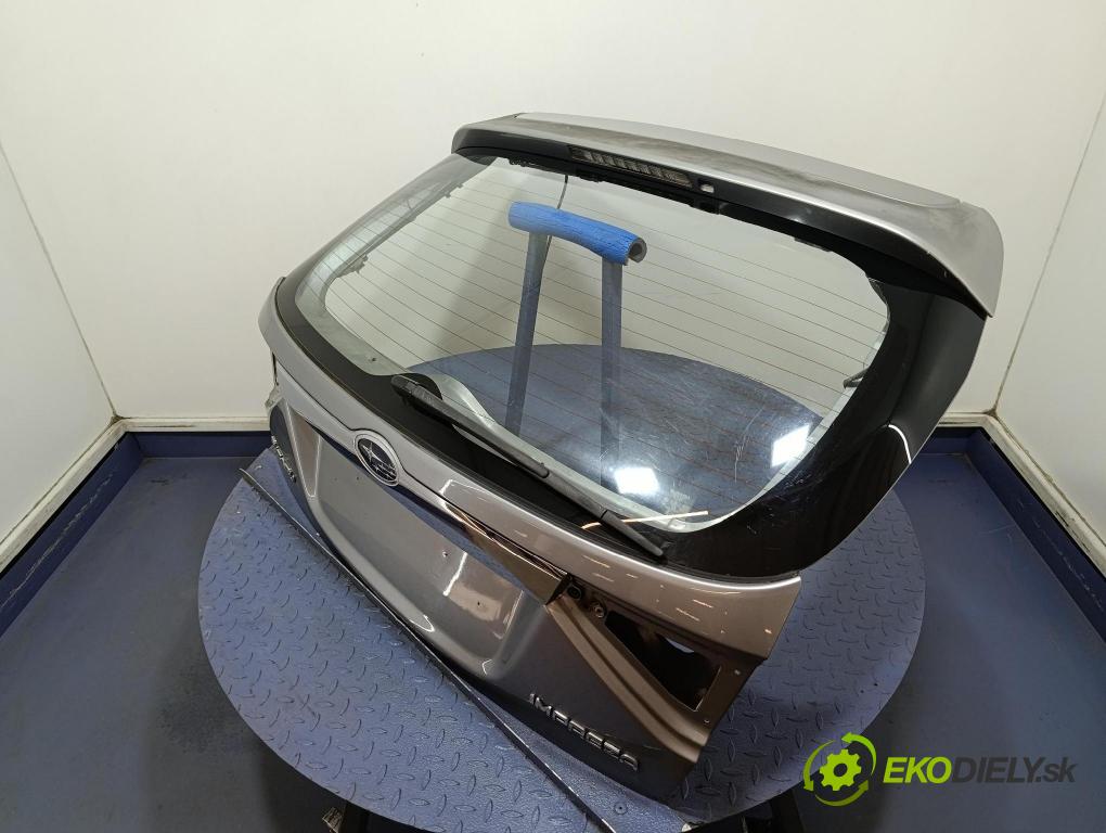 Subaru Impreza 2008 zadna dveře kufra: kufra: