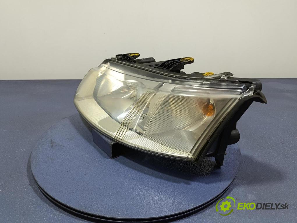 Saab 9-3 2004 Reflektor: Vľavo: 155819