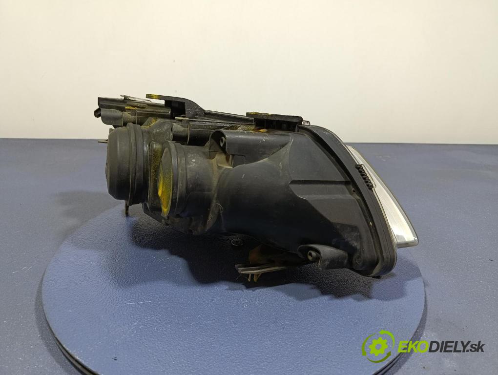 Saab 9-3 2004 Reflektor: Vľavo: 155819