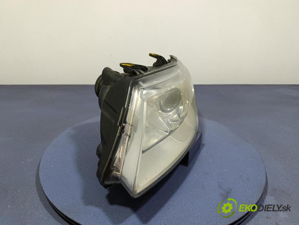 Saab 9-3 2004 Reflektor: Vľavo: 155819