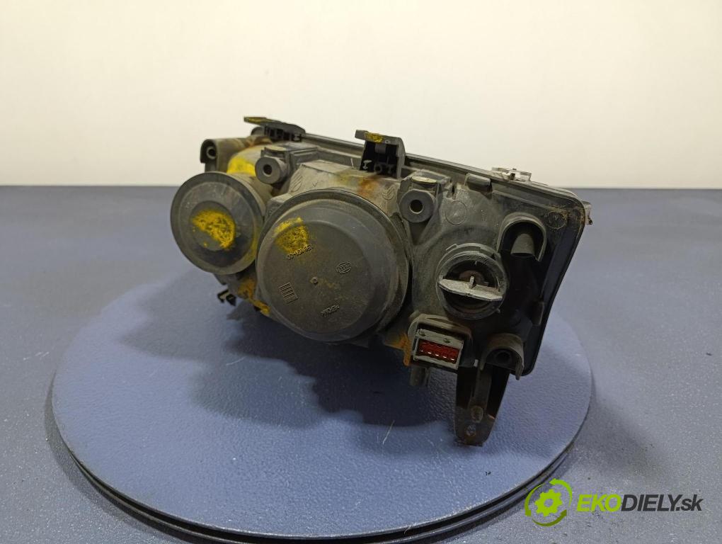 Saab 9-3 2004 Reflektor: v pravo: 155820