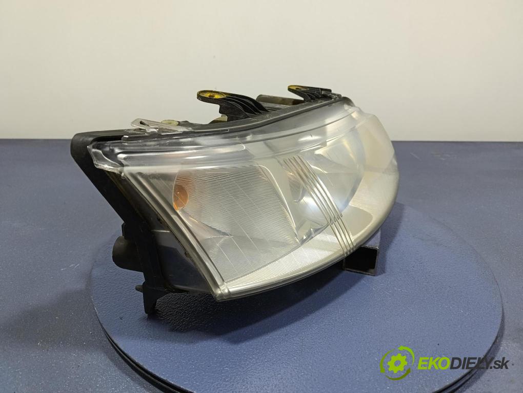 Saab 9-3 2004 Reflektor: v pravo: 155820