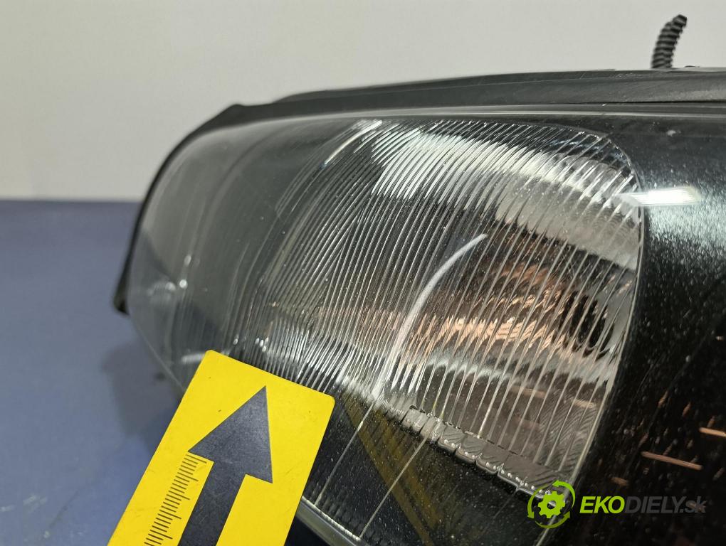 Volvo S60 2002 světlo Levý: 8659606