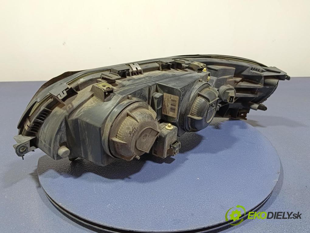 Volvo S60 2002 světlo v pravo: 8659611
