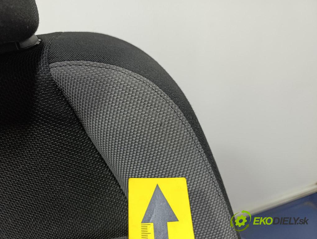 Peugeot 207 2007 Sedačka spolujazdca