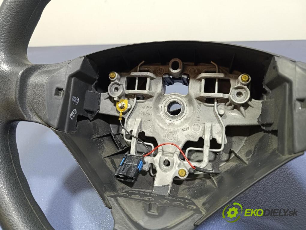 Peugeot 207 2007 volant 96500663