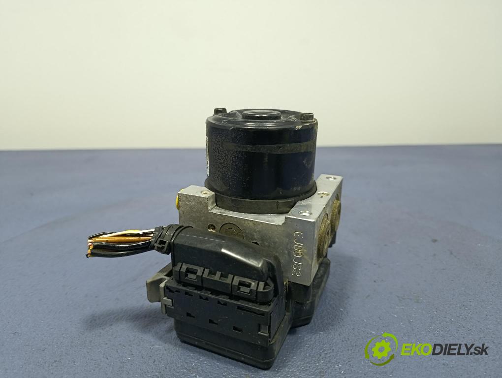 Hyundai Santa fe 2006 čerpadlo ABS x 58900-26500