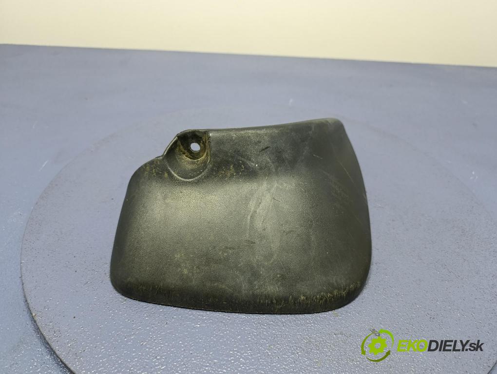 Hyundai Santa fe 2006 blatník: plastický: Zad: 86842-26965