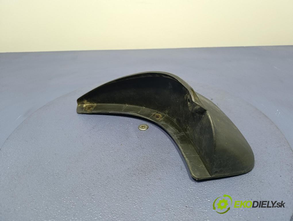 Hyundai Santa fe 2006 blatník: plastický: Zad: 86842-26965