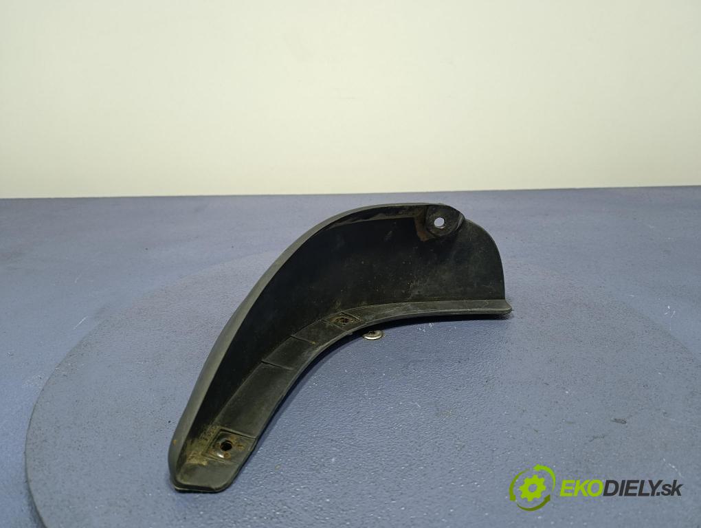 Hyundai Santa fe 2006 Blatník: plastický: zad 86842-26965