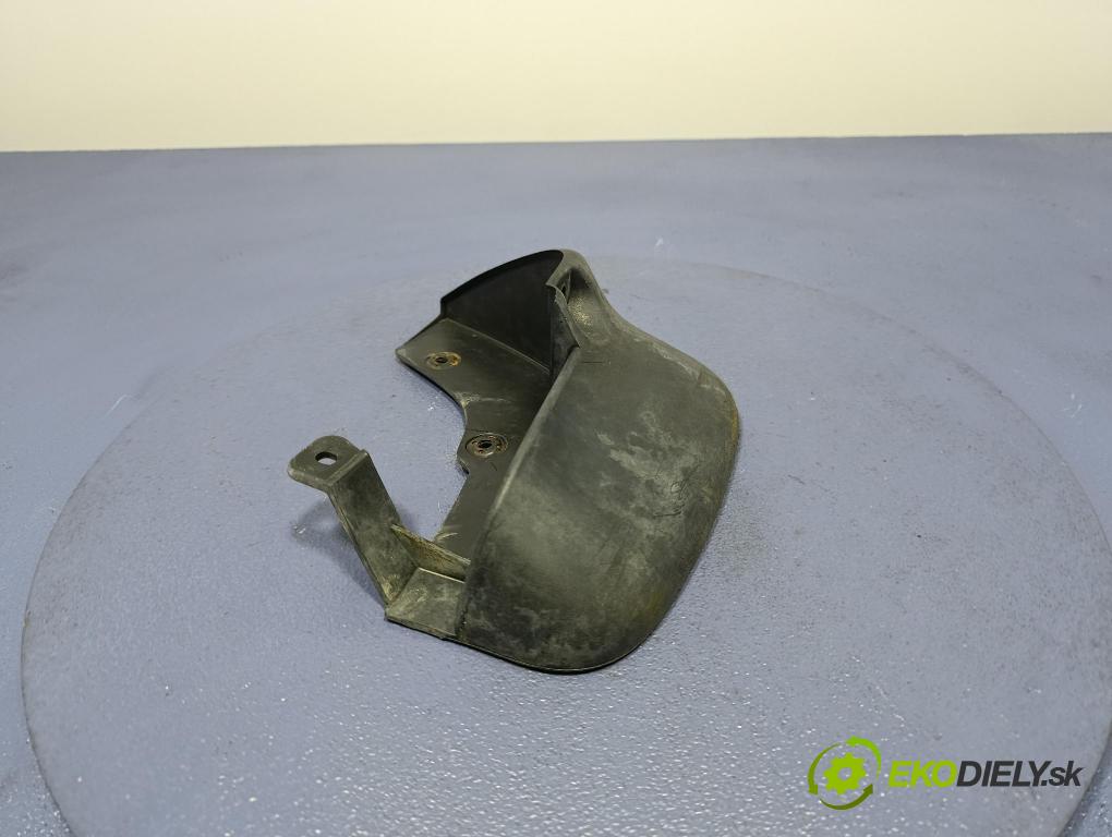 Hyundai Santa fe 2006 blatník: Plastický před 86832-26960