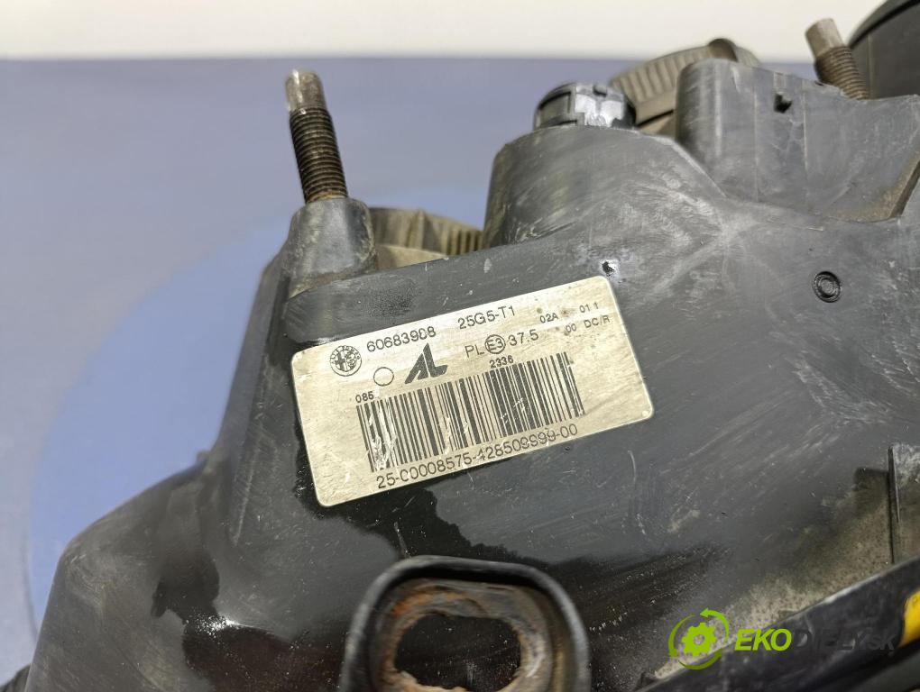 Alfa romeo 159 2005 světlo Levý: 60683988