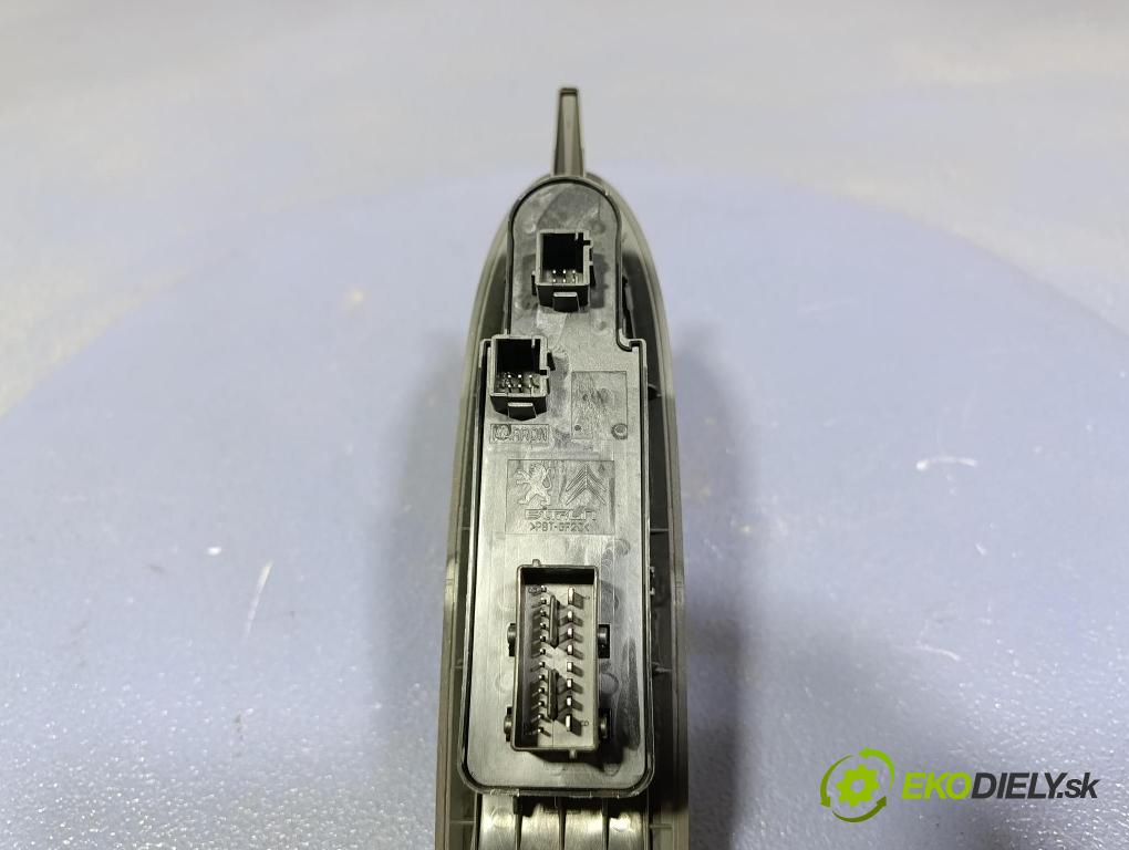 Citroen Ds4 2014 prepínač Okná: 96657053ZD