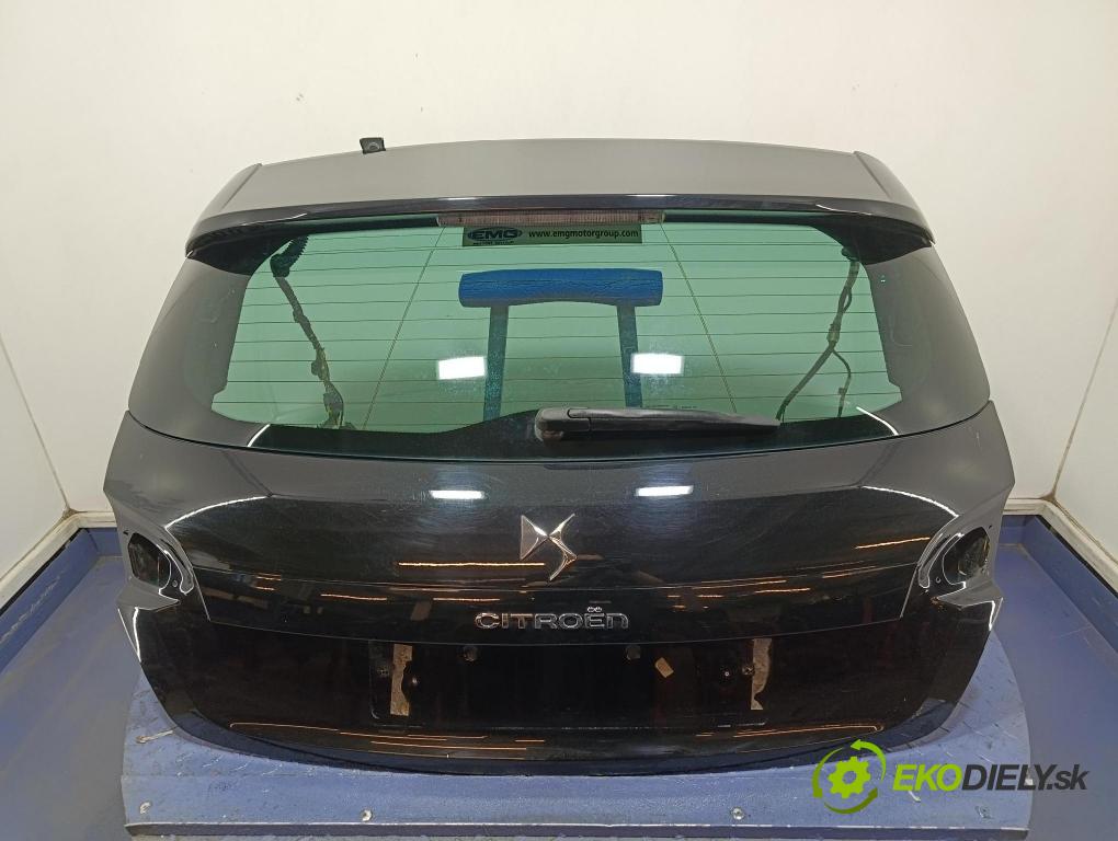 Citroen Ds4 2014 zadní dveře kufra: kufr