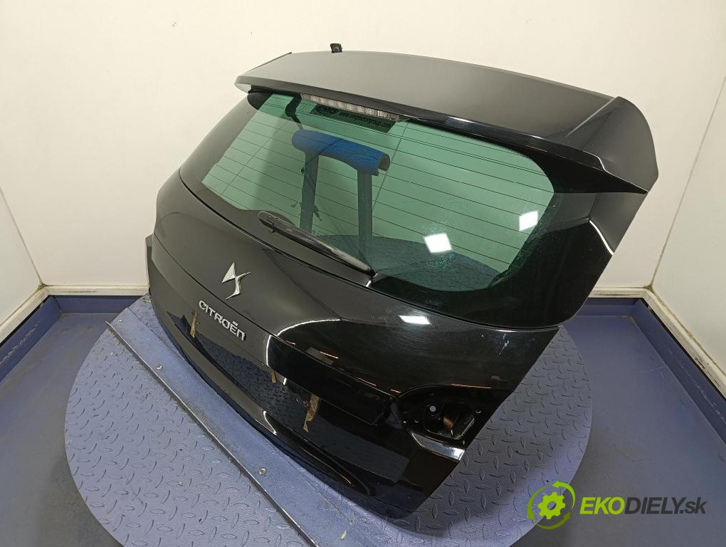 Citroen Ds4 2014 zadní dveře kufra: kufr
