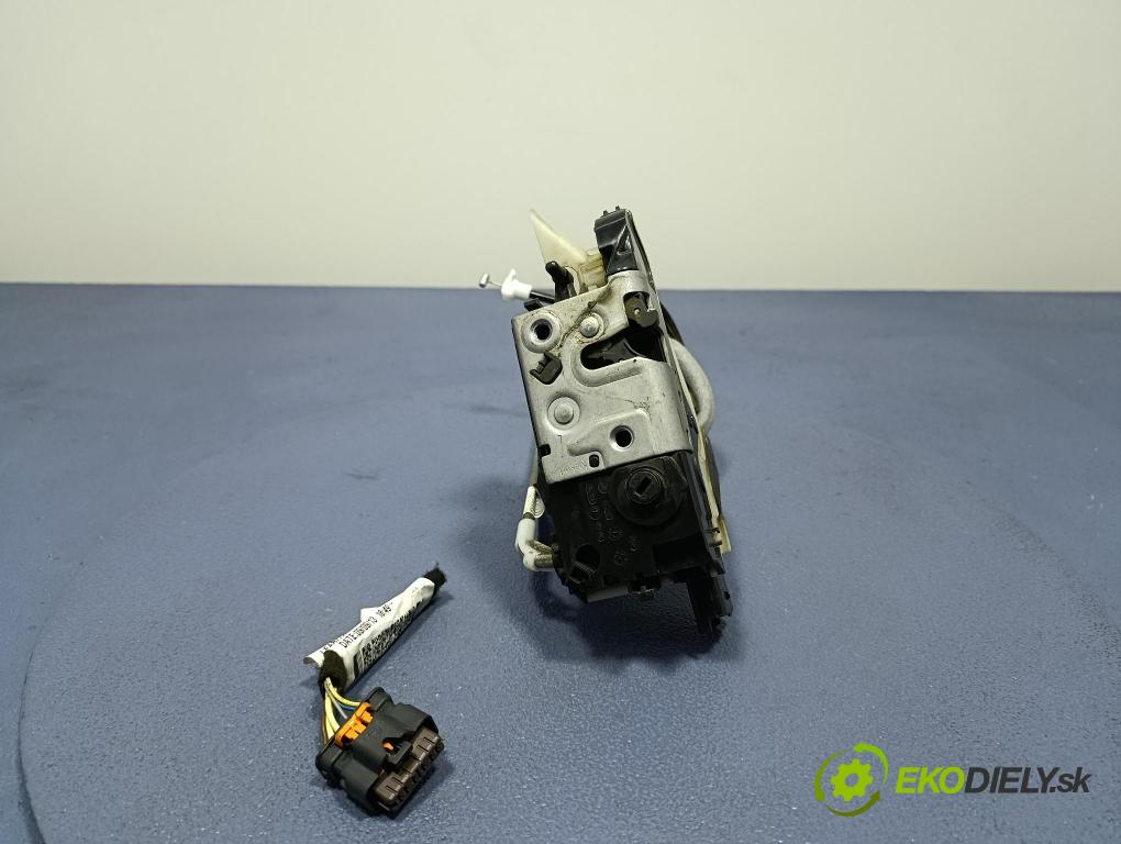 Citroen Ds4 2014 zámok dvere Predné Vľavo: 9685351380