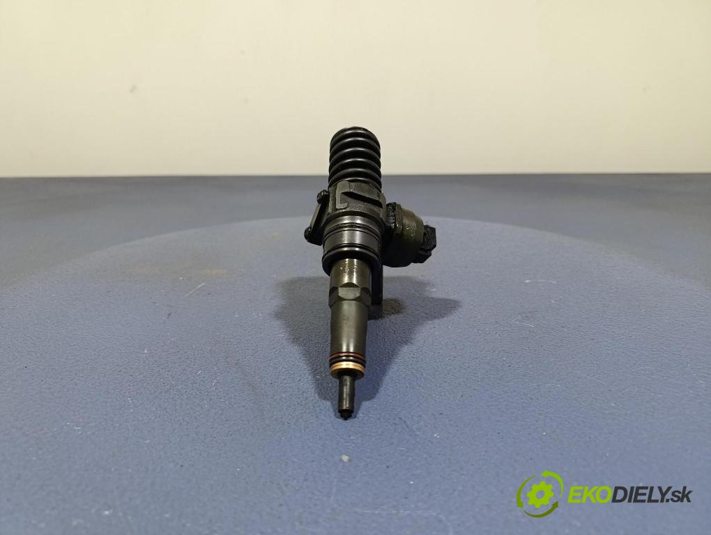 Vw Passat 2006 vstrek 038130073AG