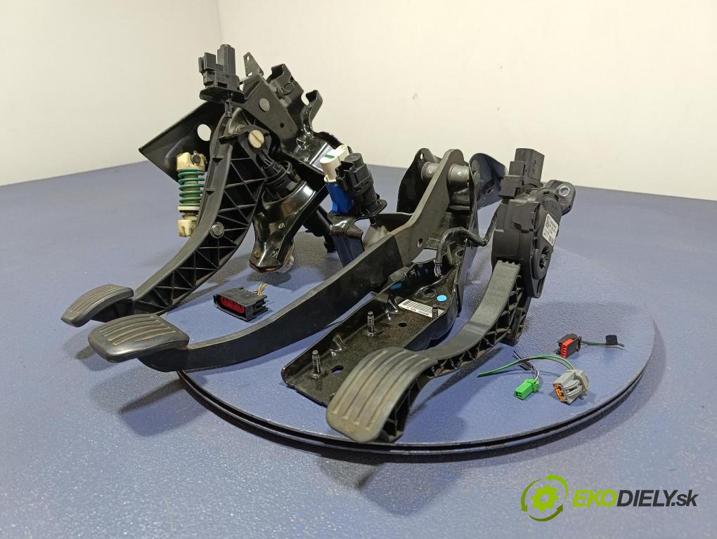 Ford Mondeo 2008 pedále 6G92-9F836-RC