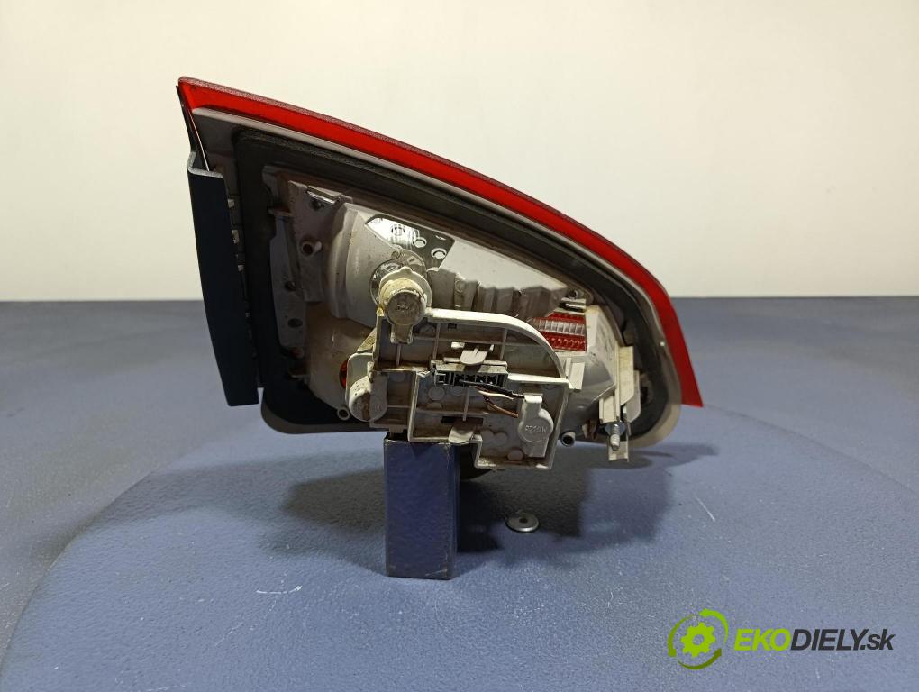 Ford Mondeo 2008 svetlo / reflektor zad Prava: Vnútri: 7S71-13A602-B