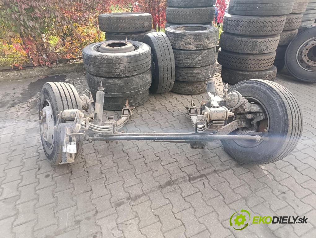 Isuzu Turquoise 2012 Suspenze: před