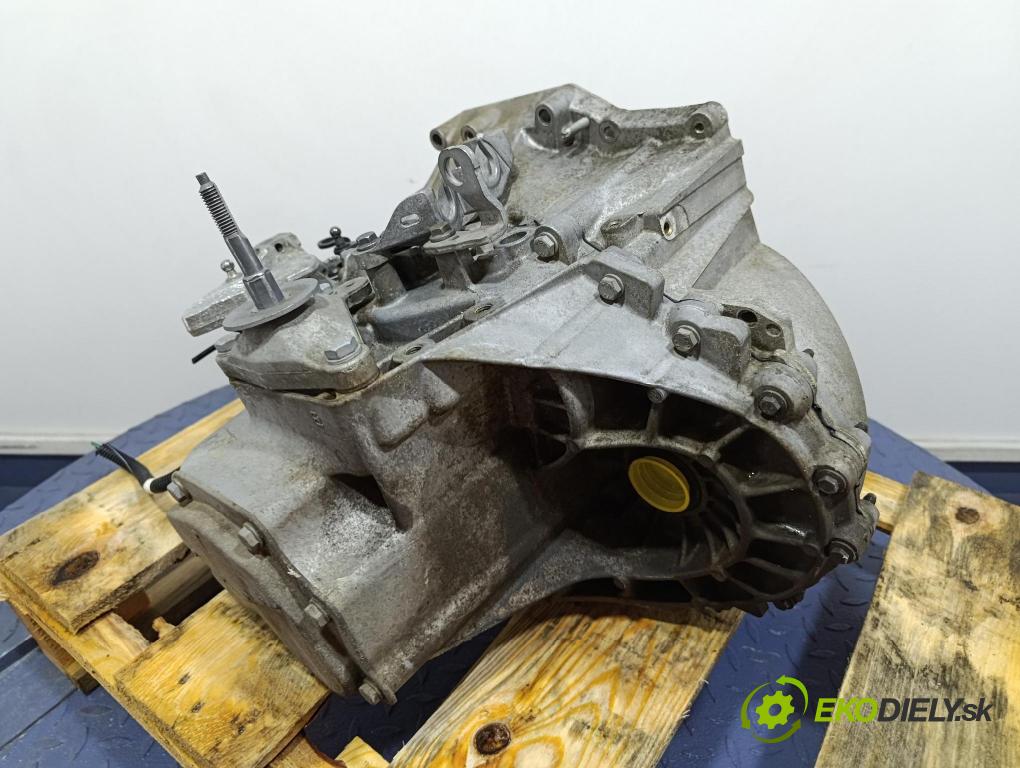 Citroen Ds4 2014 převodovka Ozubené kola: Manualna 20EA36