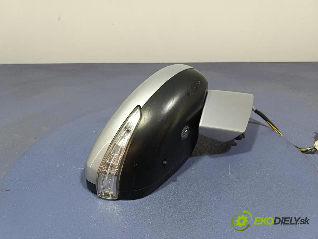 Citroen C4 picasso 2013 zpětné zrcátko prave