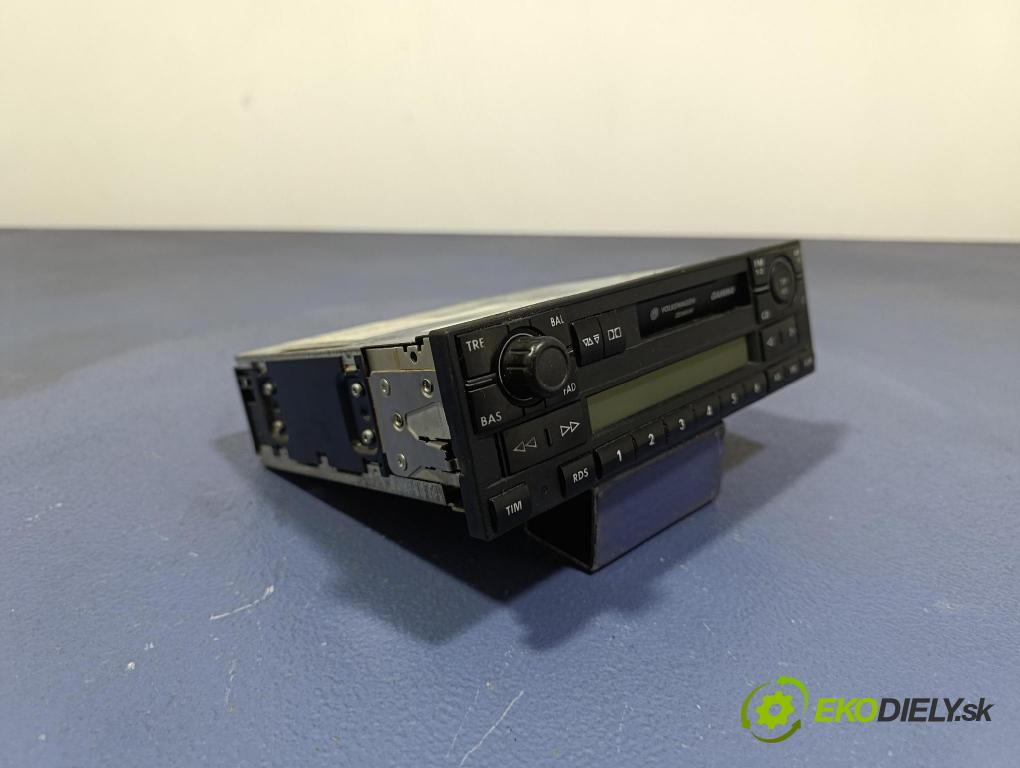 Vw Golf 1999 Radio I Navigace: 1J0035186B