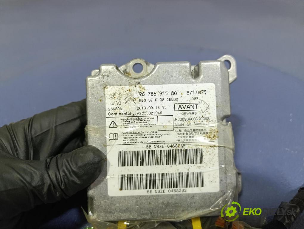 Citroen Ds4 2014 kokpit,přistrojova deska 96766036ZD