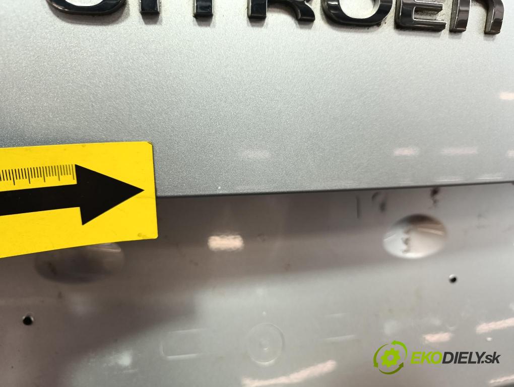 Citroen C4 picasso 2013 zadní dveře kufra: kufr