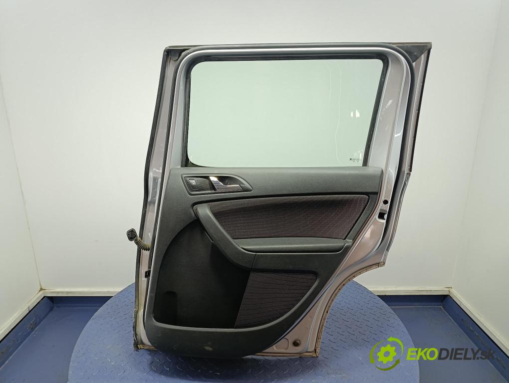 Skoda Yeti 2009 dveře Zad: prave