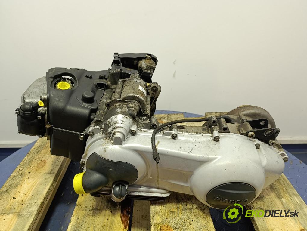 Piaggio Fly 125 2004 motor Benzín: 994482