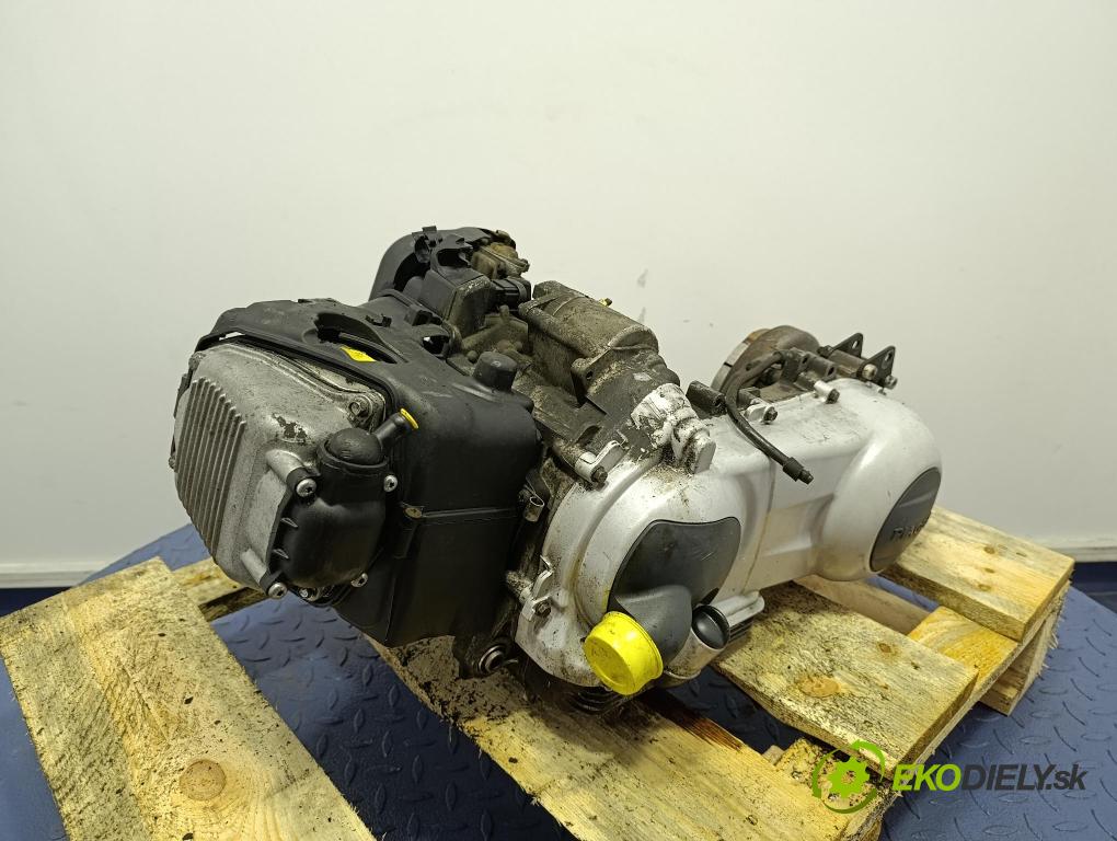 Piaggio Fly 125 2004 motor Benzín: 994482