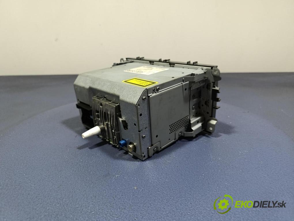 Ford Focus 2008 Radio I Navigace: 8M5T18K931AE