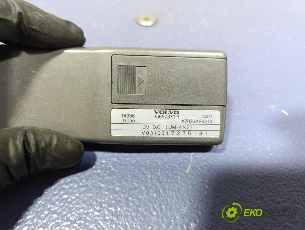 Volvo V50 2004 Měnič: / Čtenář: Navigace 30679866