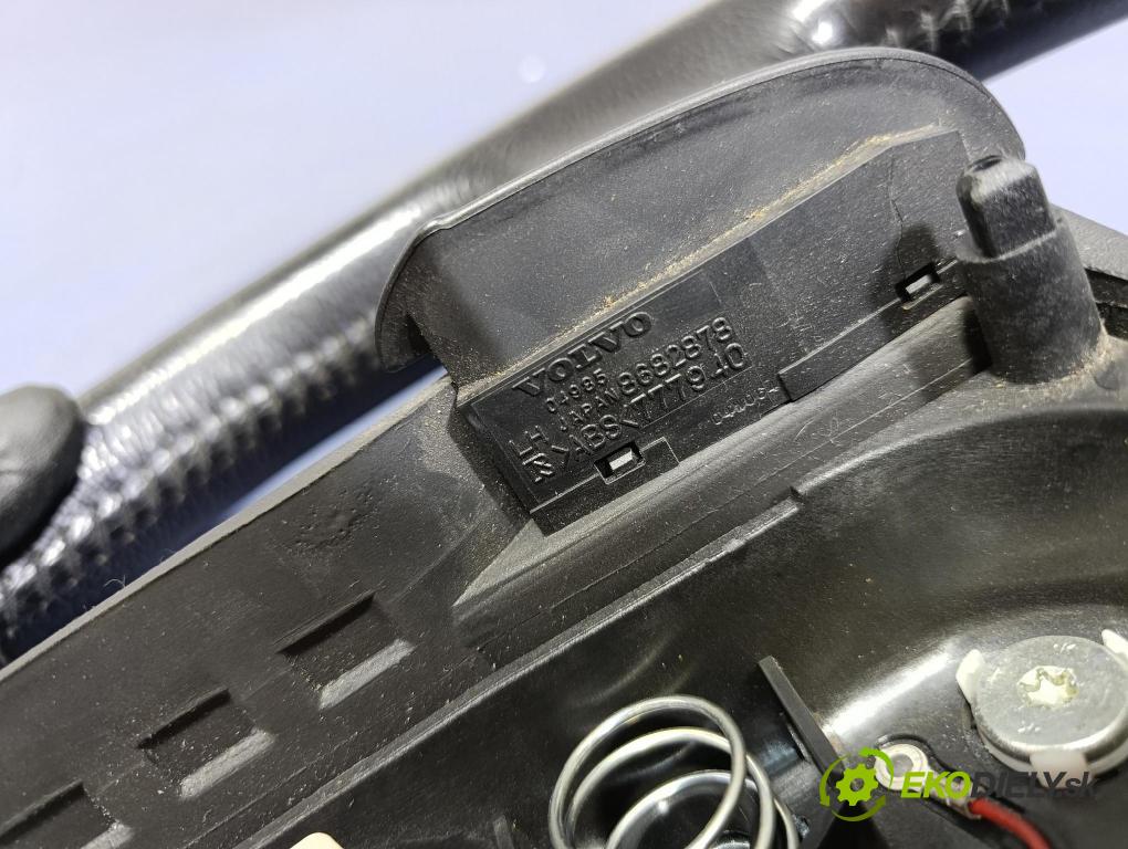 Volvo V50 2004 volant 8687332